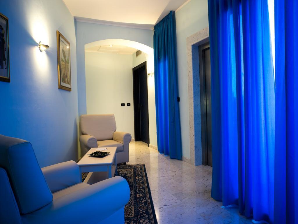 Hotel Select Atessa ภายนอก รูปภาพ
