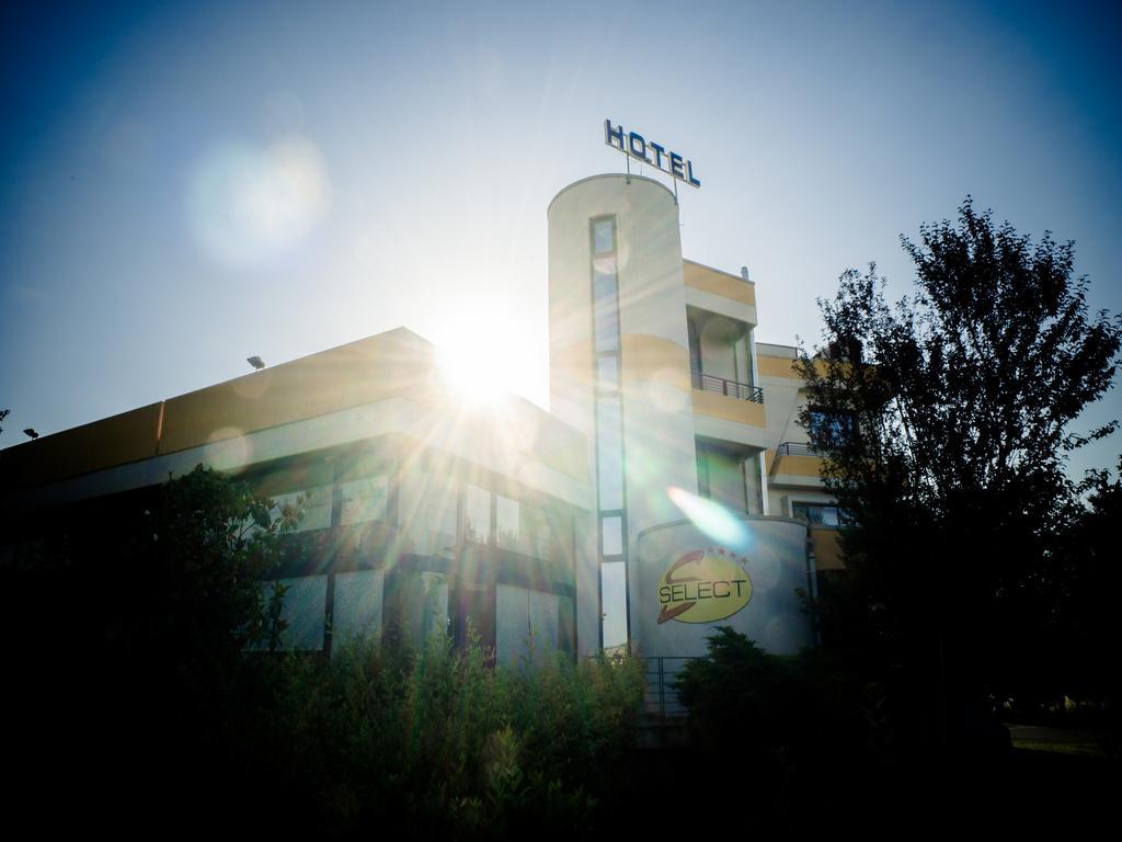 Hotel Select Atessa ภายนอก รูปภาพ